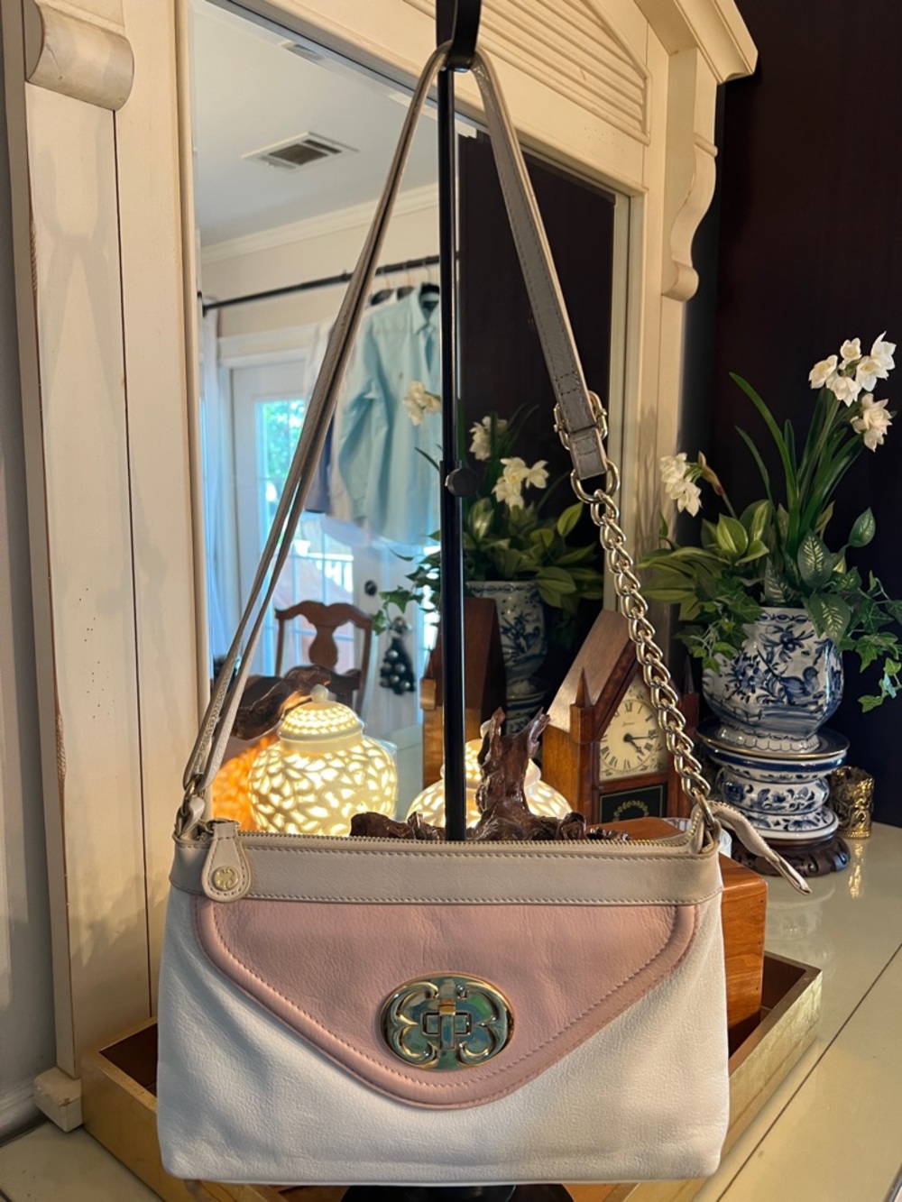 Emma Fox Leather Crossbody EEEUC